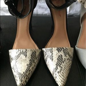 Classy JustFab Suede & Pleather Heels